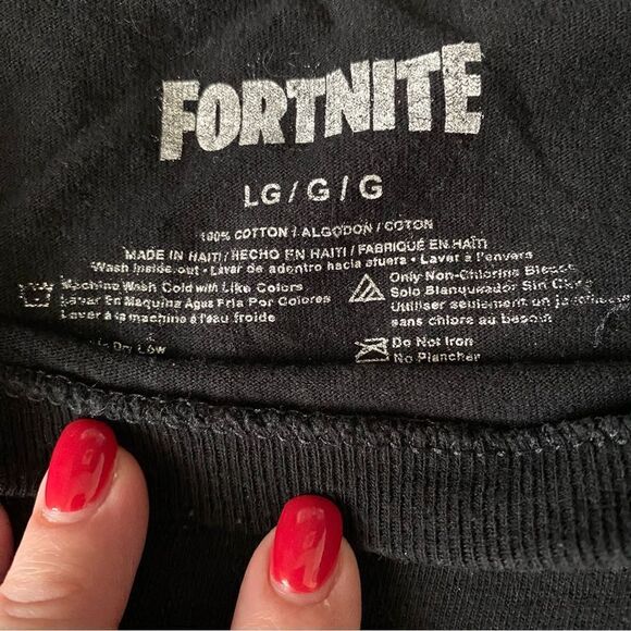FORTNITE Long Sleeve Black T-Shirt Size Large - Picture 4 of 4